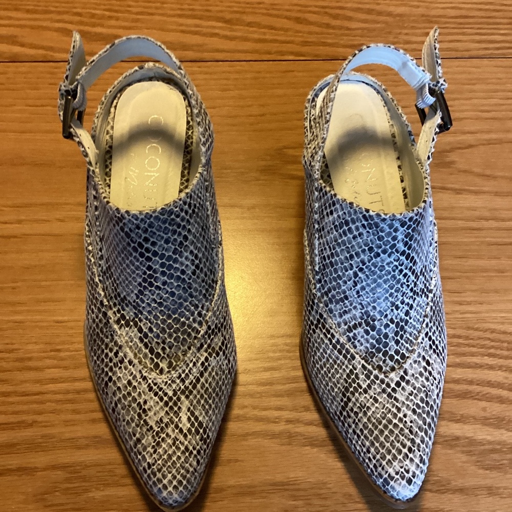 Women’s shoes